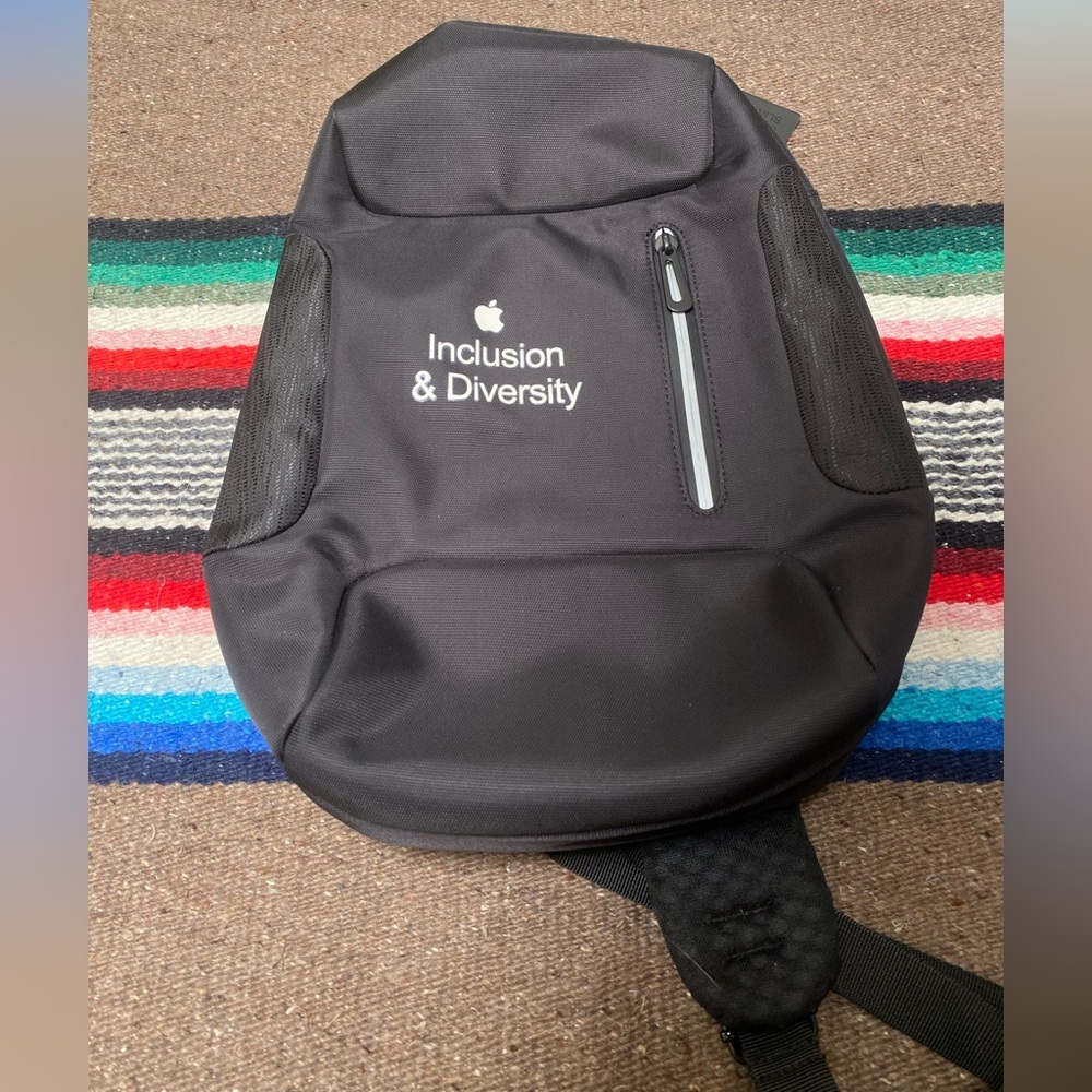 New Ace High Black Crossover Sling Bag Apple Company Logo - Picture 3 of 11